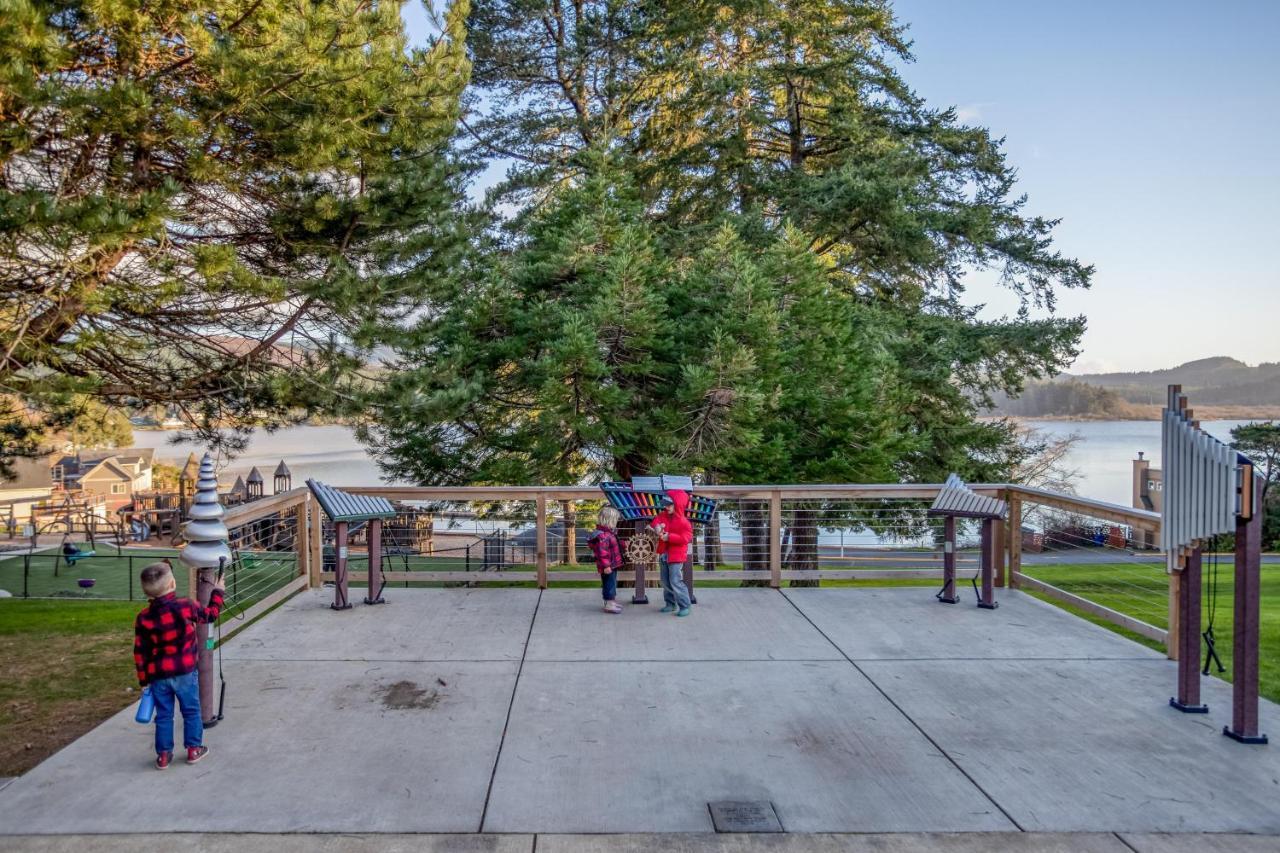 Dock Of The Bay 108 Villa Lincoln City Exterior photo